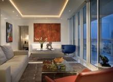 Точечное освещение визуально делает потолок выше Точечное освещение визуально делает потолок выше