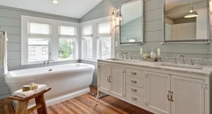 Отделка стен в ванной с использованием пластиковых панелей Как смонтировать панели ПВХ для ванной самостоятельно