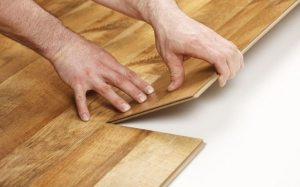 При плавающем способе укладки панели соединяются только между собой, без крепления к основанию При плавающем способе укладки панели соединяются только между собой, без крепления к основанию