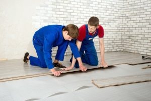 От качества подготовки основания будет зависеть конечный результат и долговечность напольного покрытия От качества подготовки основания будет зависеть конечный результат и долговечность напольного покрытия