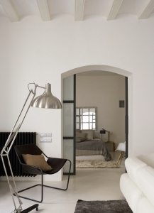 С помощью наливных полов можно создать идеально ровную и гладкую поверхность С помощью наливных полов можно создать идеально ровную и гладкую поверхность