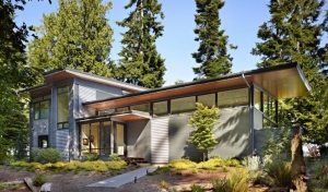 Отделка наружных стен с использованием сайдинга Отделка наружных стен с использованием сайдинга