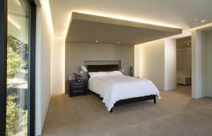 Потолок из гипсокартона со светодиодной лентой в качестве подсветки Потолок из гипсокартона со светодиодной лентой в качестве подсветки