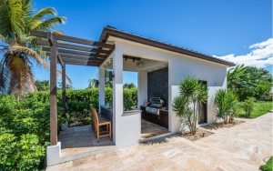 Небольшая баня в современном стиле Небольшая баня в современном стиле