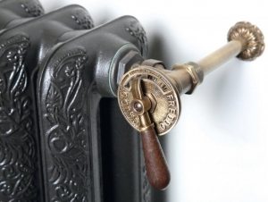 Пример подключения термостата к чугунной батарее отопления Пример подключения термостата к чугунной батарее отопления