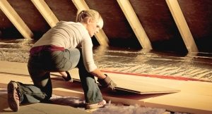 Утепление потолка сделает проживание в доме более комфортным Утепление потолка в частном доме своими руками