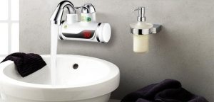 Водонагреватель с электронным индикатором температуры нагрева воды Водонагреватель с электронным индикатором температуры нагрева воды