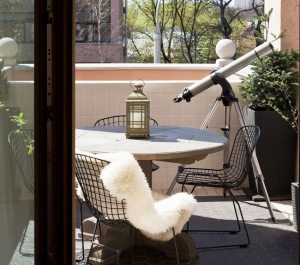 Керамическая плитка в отделке балкона Керамическая плитка в отделке балкона