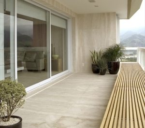 Декоративные панели в отделке балкона Декоративные панели в отделке балкона