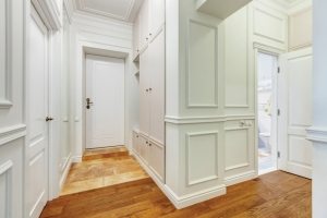 Для того, чтобы входная дверь вписывалась в общий стиль квартиры - ее можно изготовить по индивидуальному заказу Для того, чтобы входная дверь вписывалась в общий стиль квартиры - ее можно изготовить по индивидуальному заказу