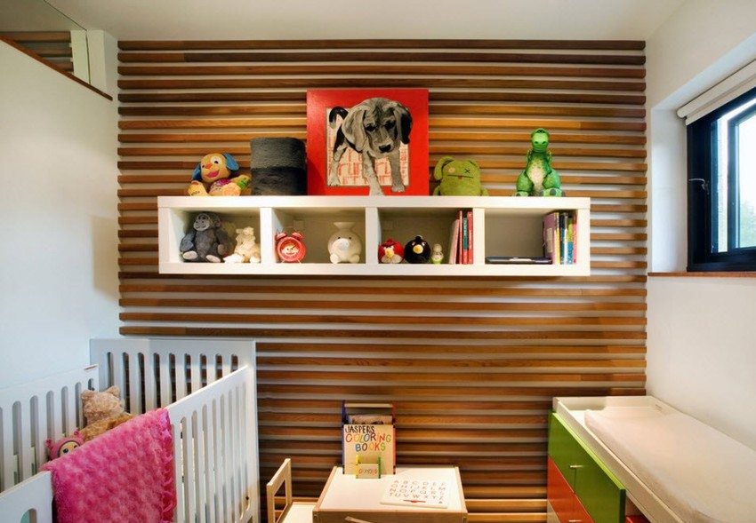 Реечные деревянные панели в оформлении детской комнаты