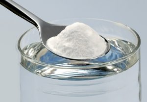 Сода с уксусом являются наиболее экономичными средствами для очистки засорившихся труб