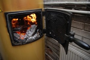 Пиролизные котлы длительного горения с водяным контуром