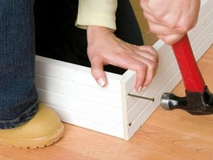 Шаг 2: сборка дверной конструкции и псевдокороба Шаг 2: сборка дверной конструкции и псевдокороба