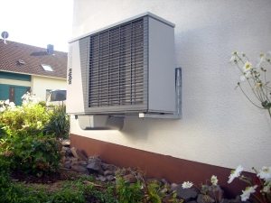 Выбирая проверенных производителей систем принудительного воздухообмена, можно рассчитывать на долгий срок службы и качественный сервис по установке и обслуживанию Выбирая проверенных производителей систем принудительного воздухообмена, можно рассчитывать на долгий срок службы и качественный сервис по установке и обслуживанию