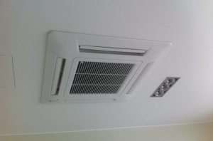 Пример обустройства потолочной вентиляции Пример обустройства потолочной вентиляции