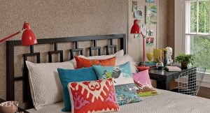 Раздвижные перегородки для зонирования пространства в комнате