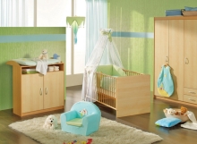 Стекловолоконные обои на стенах в детской комнате Стекловолоконные обои на стенах в детской комнате