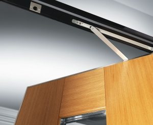 Скрытый доводчик, встроенный в дверную коробку Скрытый доводчик, встроенный в дверную коробку