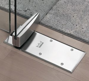 Нижняя петля стеклянной двери, оснащенная напольным доводчиком Нижняя петля стеклянной двери, оснащенная напольным доводчиком