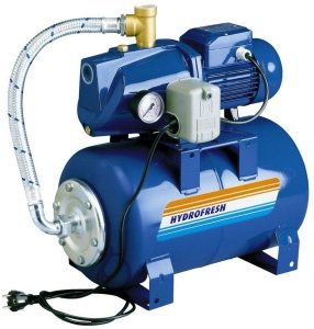 Насосная станция в комплектации с электронным регулятором давления воды Насосная станция в комплектации с электронным регулятором давления воды