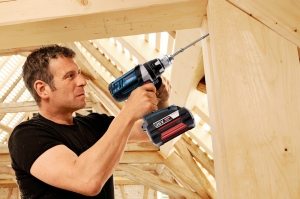 Профессиональные шуроповерты обладают мощным двигателем, способным выдерживать постоянные значительные нагрузки Профессиональные шуроповерты обладают мощным двигателем, способным выдерживать постоянные значительные нагрузки