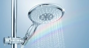 Лейки для душа могут иметь несколько режимов напора воды - от жесткого массажа до мягкого расслабляющего Лейки для душа могут иметь несколько режимов напора воды - от жесткого массажа до мягкого расслабляющего