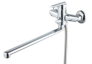 Смеситель для ванны с длинным изливом и душем Milardo Magellan Смеситель для ванны с длинным изливом и душем Milardo Magellan
