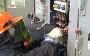 Чаще всего в загородных поселках наблюдается пониженное напряжение в электросети Чаще всего в загородных поселках наблюдается пониженное напряжение в электросети