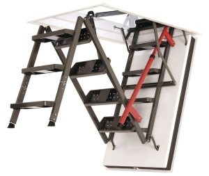 Складная металлическая лестница с утепленным люком Складная металлическая лестница с утепленным люком