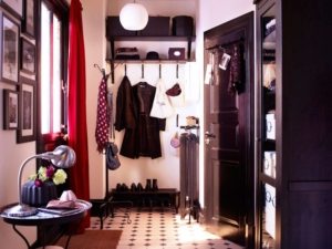 Стильный и функциональный интерьер небольшой по площади прихожей Стильный и функциональный интерьер небольшой по площади прихожей