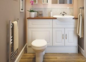 Тумба со встроенной раковиной и унитазом Тумба со встроенной раковиной и унитазом