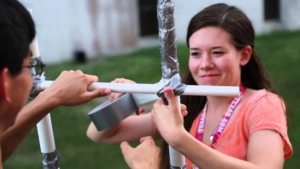 Пластиковые трубы просты в установке: быстро собираются и разбираются в случае необходимости Пластиковые трубы просты в установке: быстро собираются и разбираются в случае необходимости