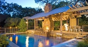 Беседка с мангалом, барбекю и печкой в теплое время года может служить в качестве кухни Беседки с мангалом, барбекю и печкой. Строим функциональный павильон