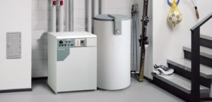 В помещении цокольного этажа частного дома оборудована мини-котельная В помещении цокольного этажа частного дома оборудована мини-котельная