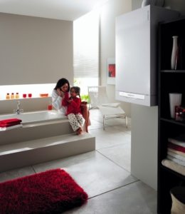 Кроме обогрева дома, важной функцией газового котла является нагрев воды Кроме обогрева дома, важной функцией газового котла является нагрев воды