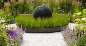 Использование скульптур украсит ваш участок и сделает его уникальным Использование скульптур украсит ваш участок и сделает его уникальным