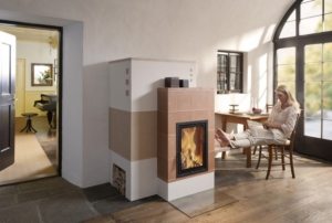 Современная дровяная печь с классическим типом расположения Современная дровяная печь с классическим типом расположения