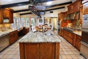 Самыми популярными формами напольной плитки являются квадрат и прямоугольник Самыми популярными формами напольной плитки являются квадрат и прямоугольник