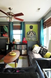 Гипсокартонный потолок в интерьере гостиной Гипсокартонный потолок в интерьере гостиной