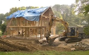 Дом может быть построен по щитовой или каркасно-рамочной технологии Дом может быть построен по щитовой или каркасно-рамочной технологии