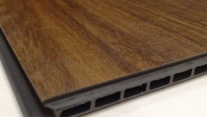 Внутри водостойкой панели ламината имеются воздушные камеры Внутри водостойкой панели ламината имеются воздушные камеры