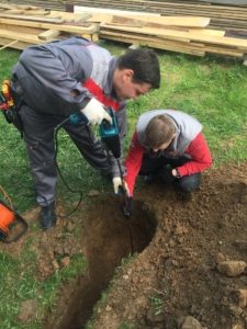 Процесс монтажа контура заземления для загородного дома Процесс монтажа контура заземления для загородного дома