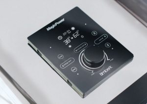 Панель управления температурными режимами и работой бойлера Панель управления температурными режимами и работой бойлера