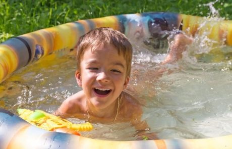 Детские бассейны для дачи: море удовольствия для малышей