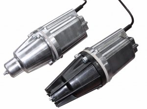 Насосы Малыш выпускаются с алюминиевым или пластиковым исполнением корпуса Насосы Малыш выпускаются с алюминиевым или пластиковым исполнением корпуса