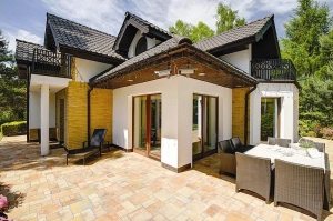 Компактный одноэтажный дом с оригинальным дизайном Компактный одноэтажный дом с оригинальным дизайном