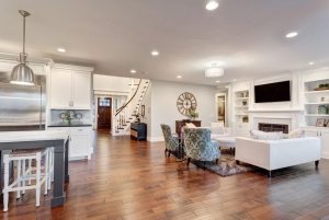 Пример планировки первого этажа дома без использования внутренних перегородок Пример планировки первого этажа дома без использования внутренних перегородок