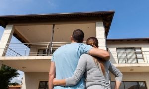 Двухэтажные сооружения принято считать классическим вариантом загородных домов Двухэтажные сооружения принято считать классическим вариантом загородных домов