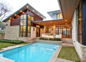 Вкапываемый композитный бассейн с римскими ступенями Вкапываемый композитный бассейн с римскими ступенями